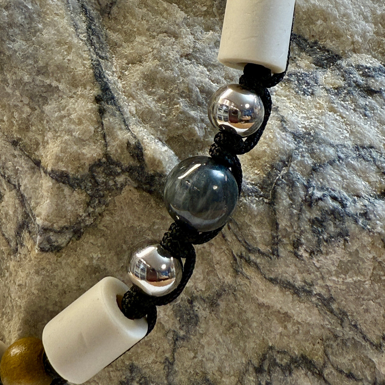 Eagle’s Eye EM Ceramic Collar
